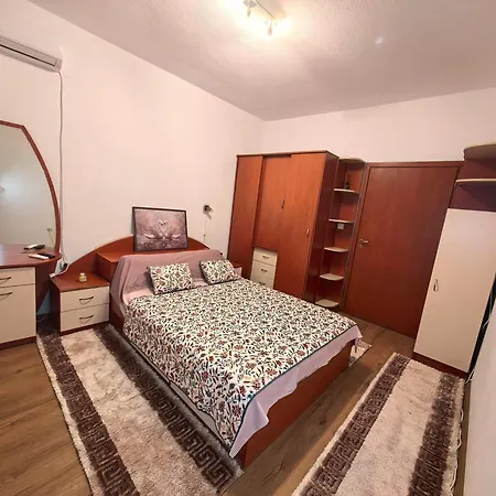 Apartment Hristean Petrich